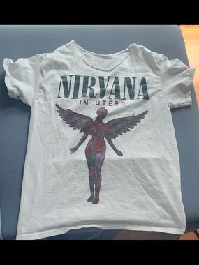 Nirvana In Utero Distressed Tee Raw Collar Women's M